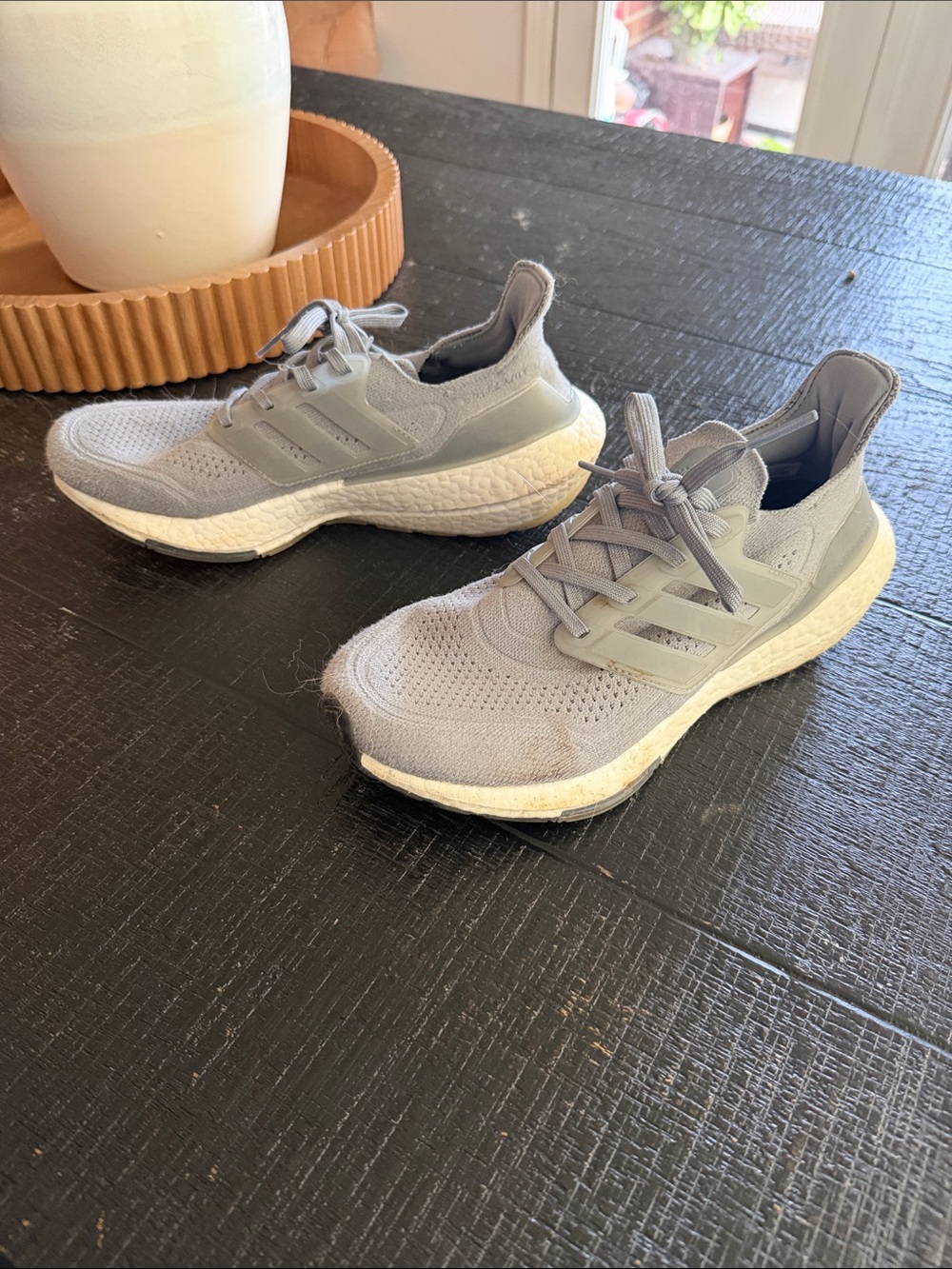 adidas Men's Light Grey Knit Running Shoes